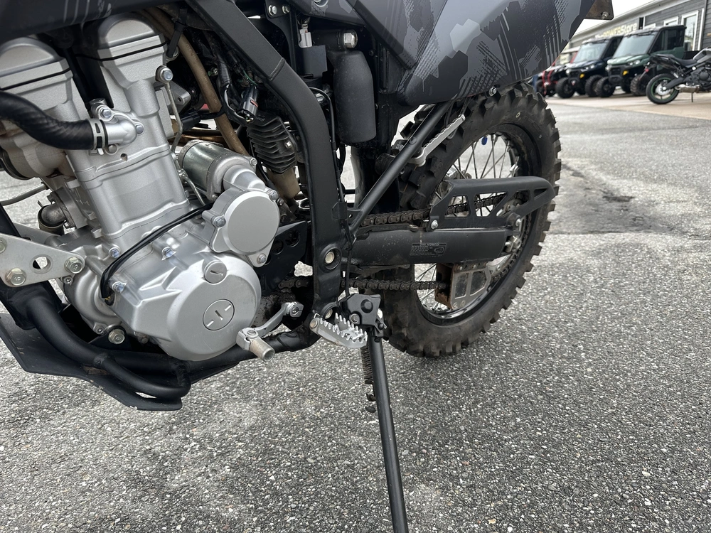 2023 Kawasaki Klx 300 alt