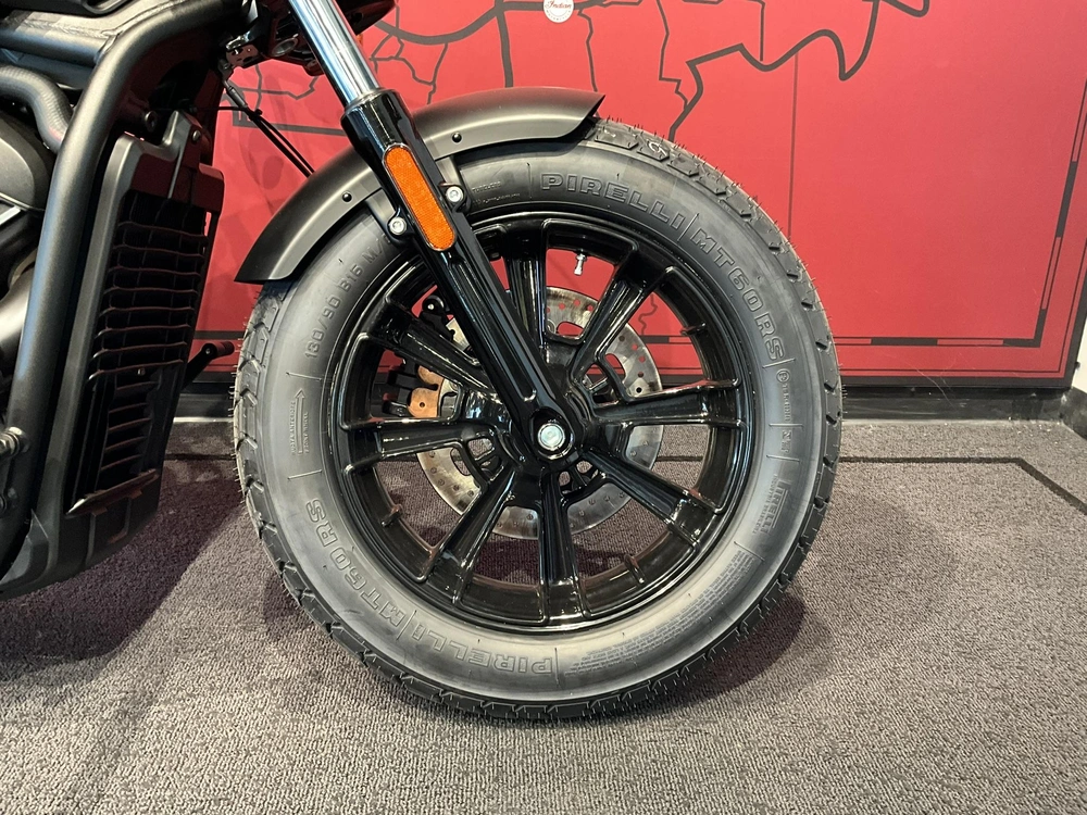 Indian Motorcycle Scout Bobber Limited With Technology Package 2025 alt