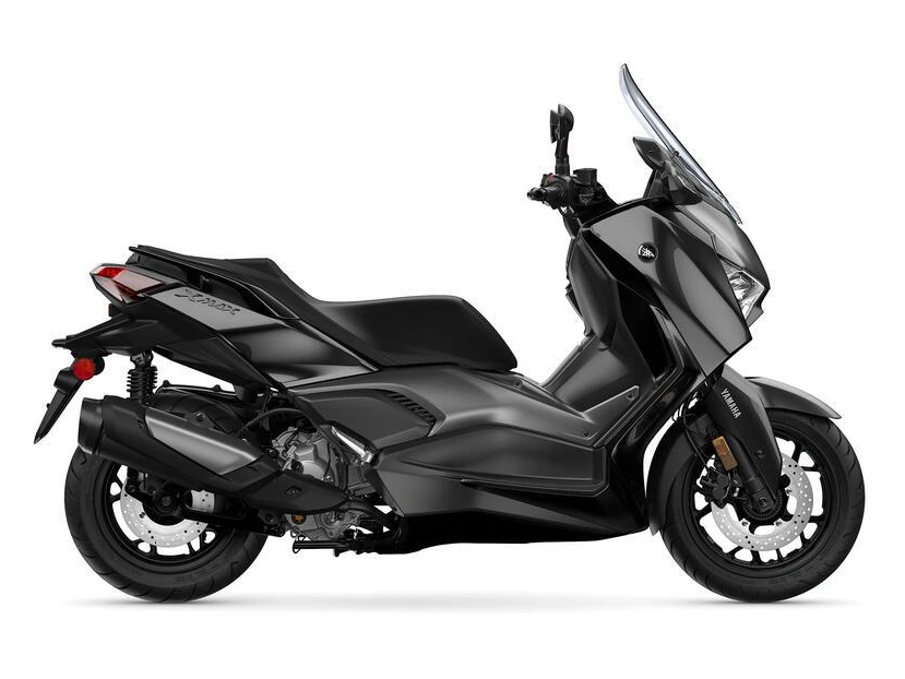 2025 Yamaha Xmax alt