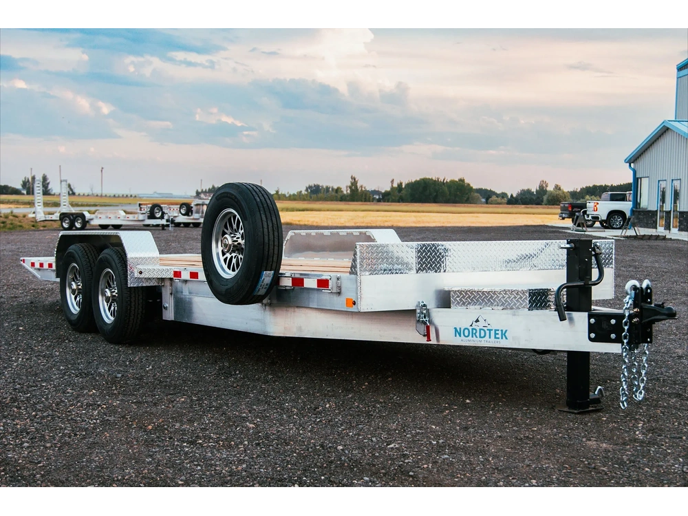 2025 Nordtek Tilt-deck 82"x20' - 10k, Double Axle, Ld, Alumimum Rims, Spare Tire alt
