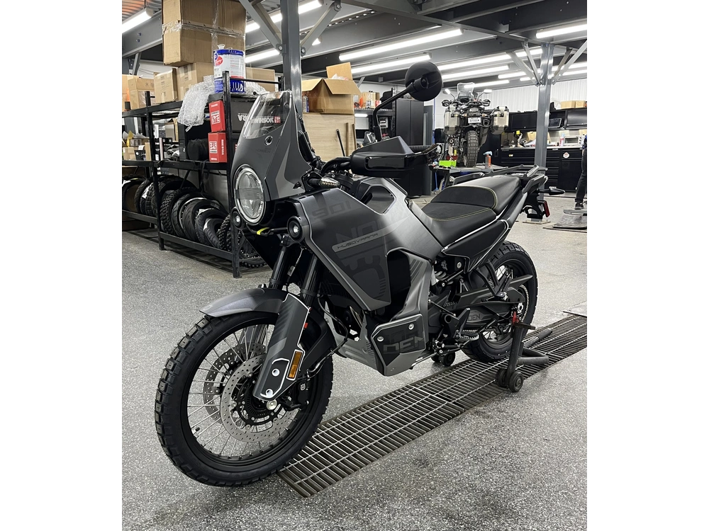 Husqvarna Norden 901 2025 alt