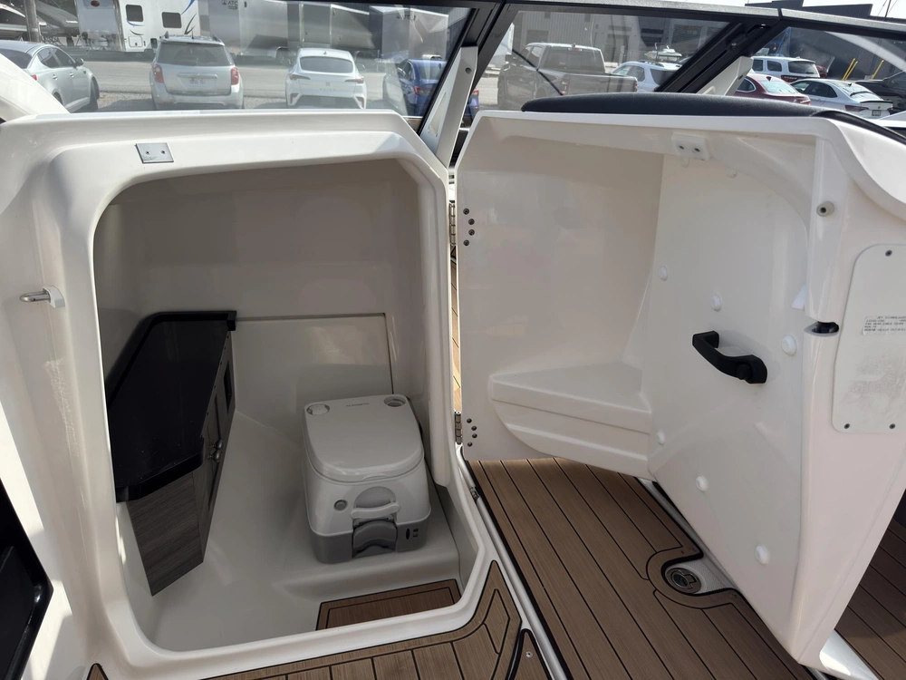 2022 Yamaha 275sd No Luxury Tax* alt