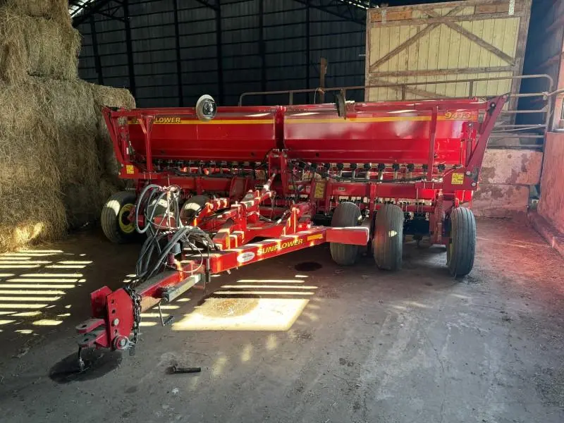 2011 Sunflower 9413