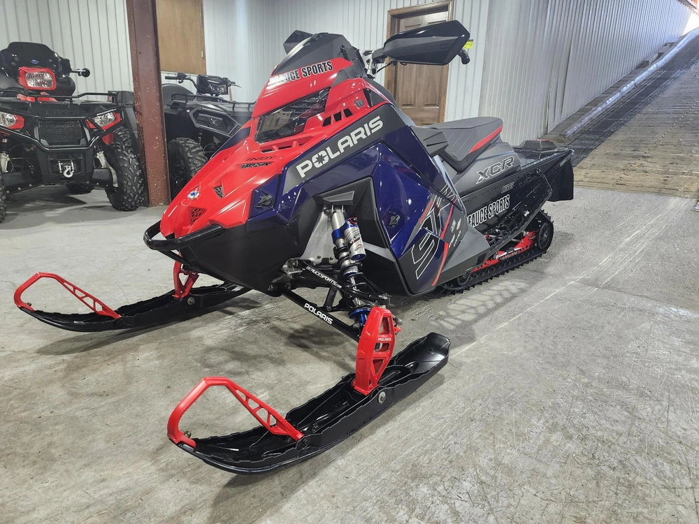 2025 Polaris Patriot 9r Indy Xcr 136 Démo Full Garantie !!! alt