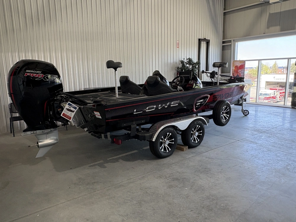 2022 Lowe Boats St-198 Favorite alt
