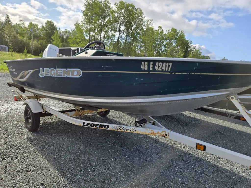 2003 Legend 15 Angler V151Angler