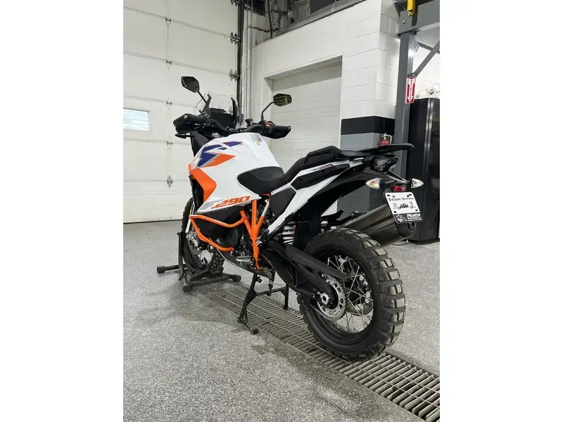 2024 KTM 1290 SUPER ADVENTURE R