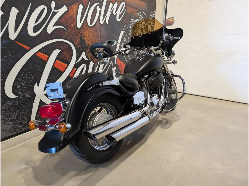 Suzuki Boulevard C50 2006 alt