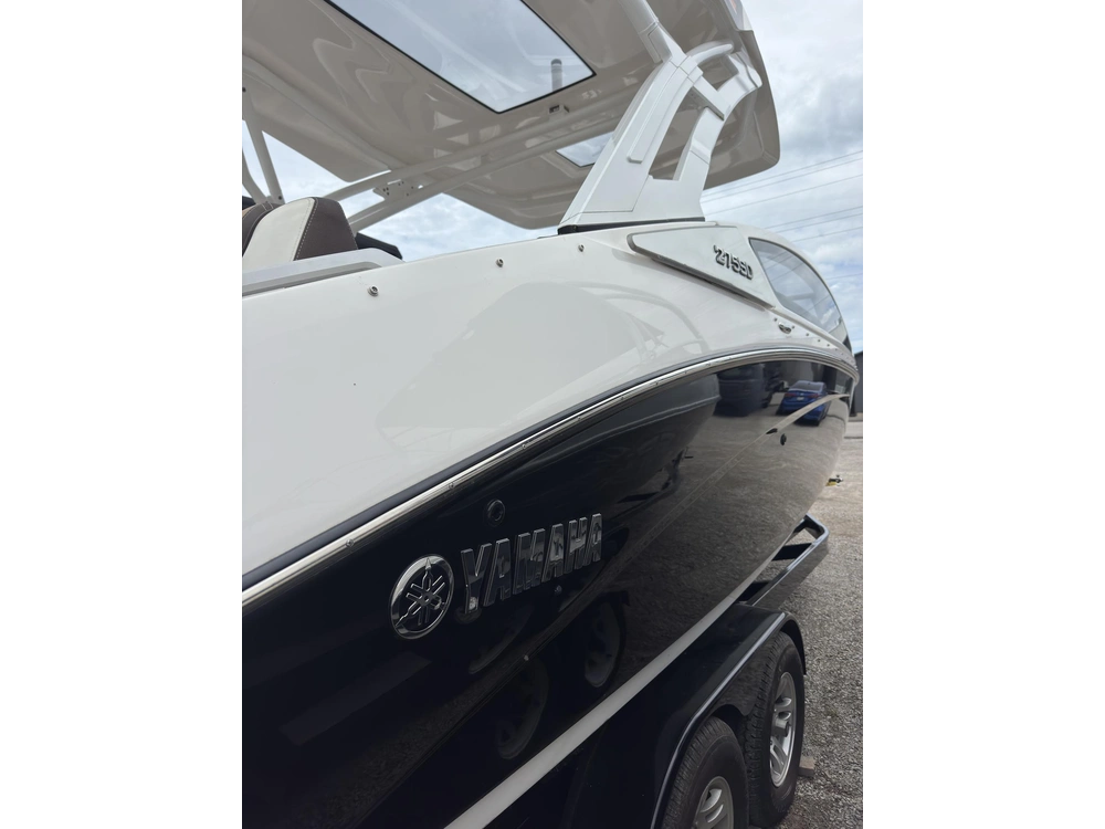 2022 Yamaha 275sd No Luxury Tax* alt