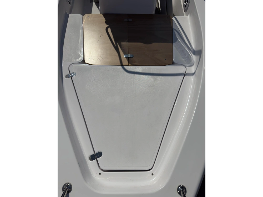 2023 Capelli Freedom 16 alt