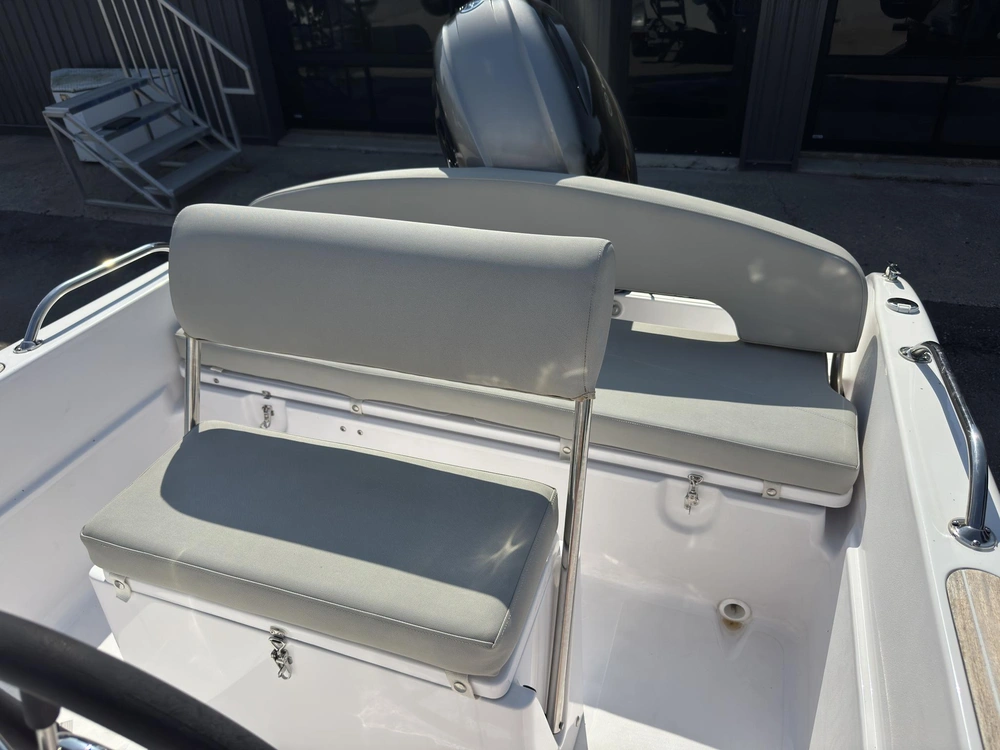 2023 Capelli Freedom 16 alt