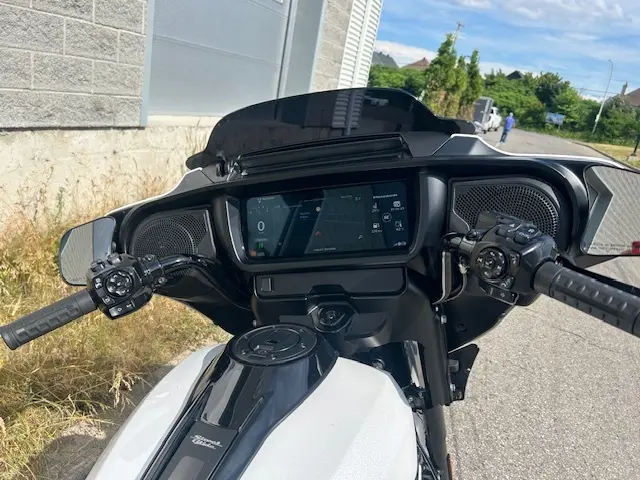 Harley-Davidson FLHX STREET GLIDEFLHX 2024