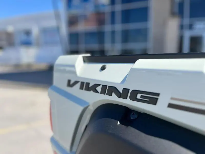 2025 Yamaha Viking SE thumbnail 15