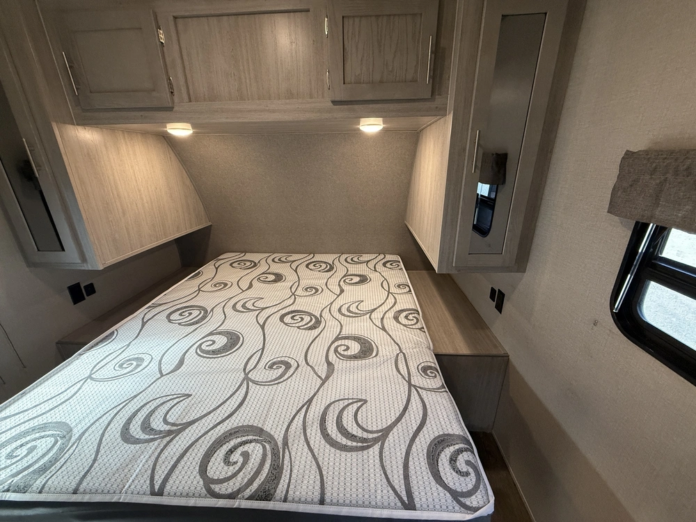 Catalina 293qbck 2022 alt