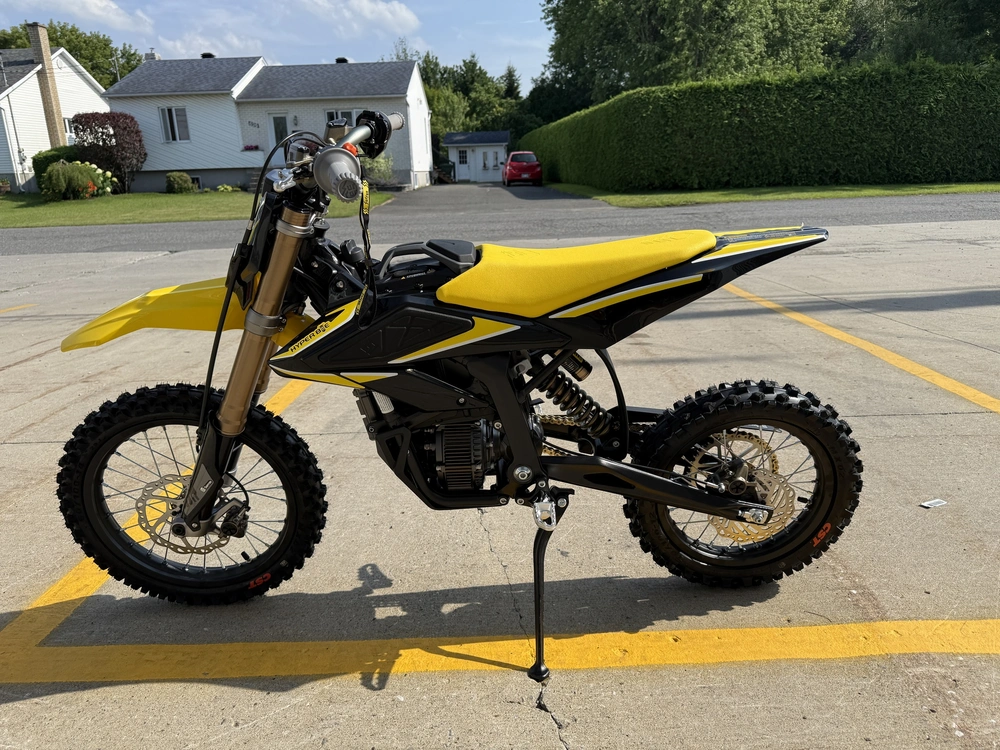 2025 Surron Hyper Bee 14/12 alt