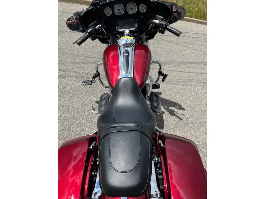 Harley-Davidson FLHXS Street Glide SpecialFLHXS 2016