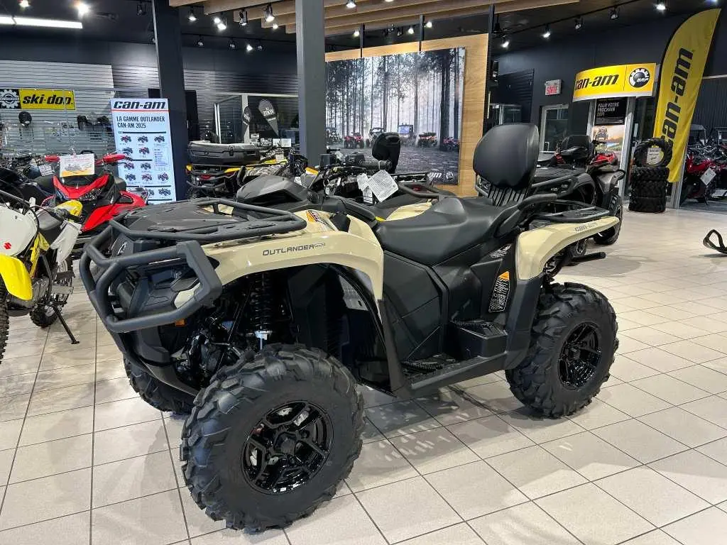 Can-Am Outlander MAX PRO XU HD7 2025