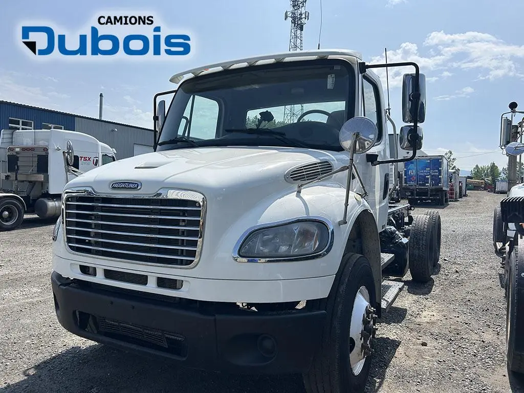 Freightliner M2-106 2017