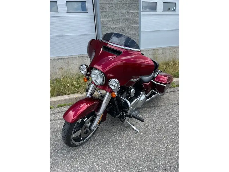 2016 Harley-Davidson FLHXS Street Glide Special FLHXS