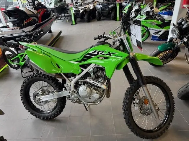 Kawasaki KLX230R 2025