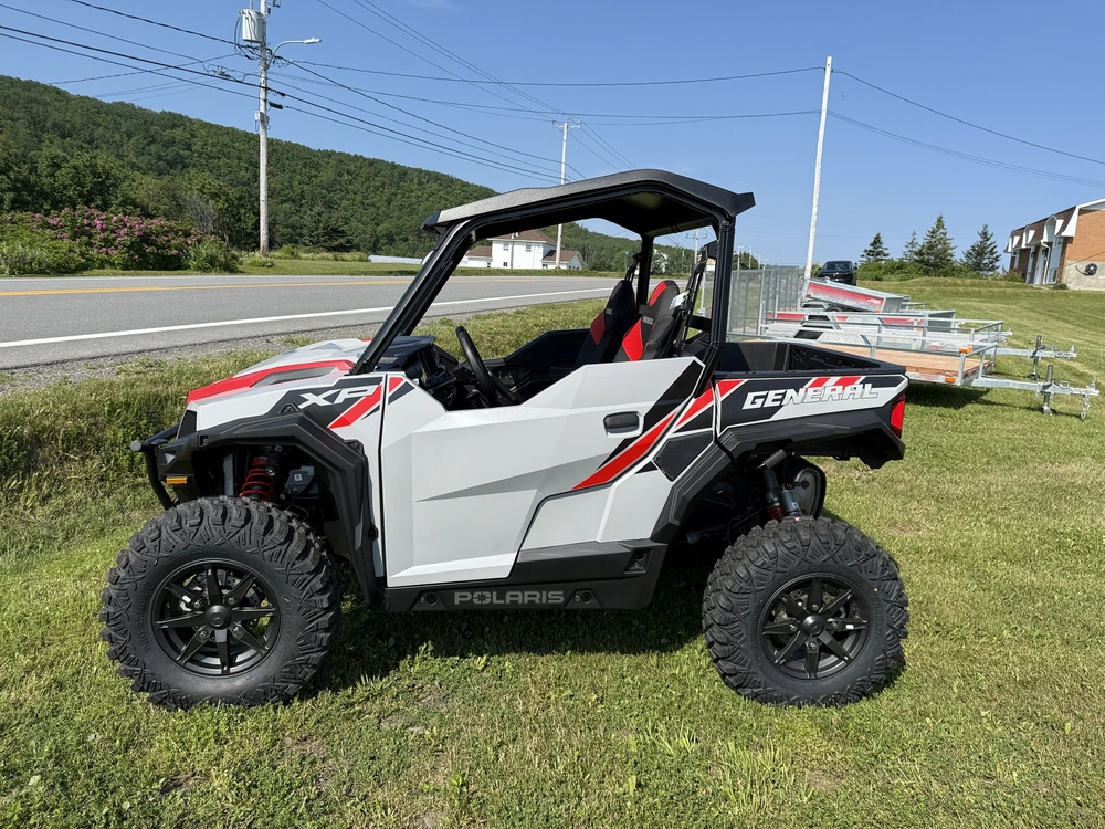 Polaris G25gxe99a4 Géneral 1000 2025 alt