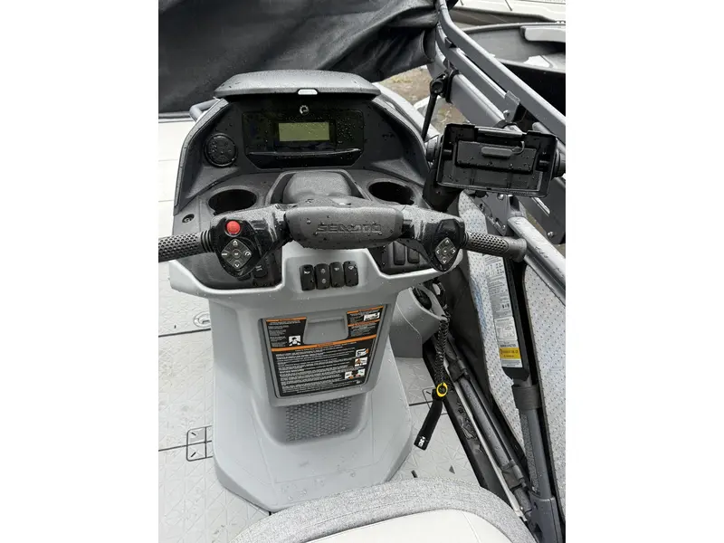 Sea-Doo Switch Sport 18 230 2024