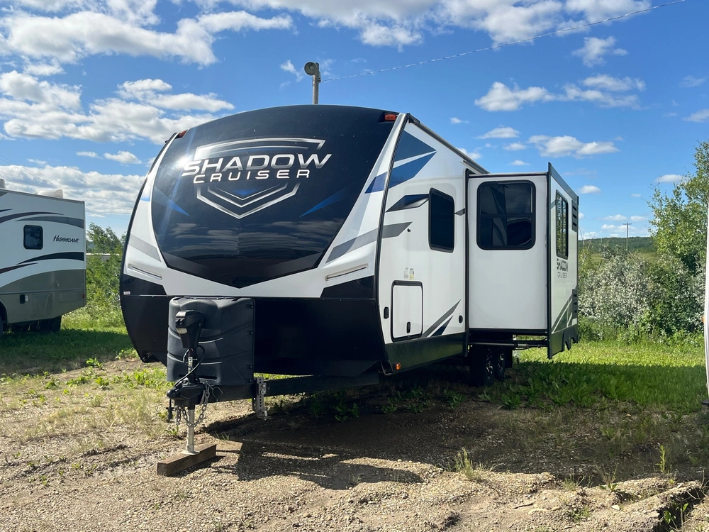 2022 Shadow Cruiser 239 Rbs alt