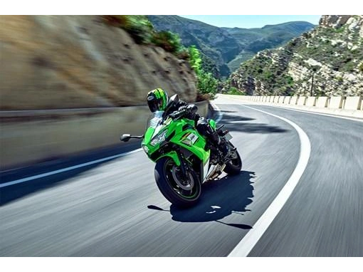 Kawasaki Ninja 650 Krt 2025 alt
