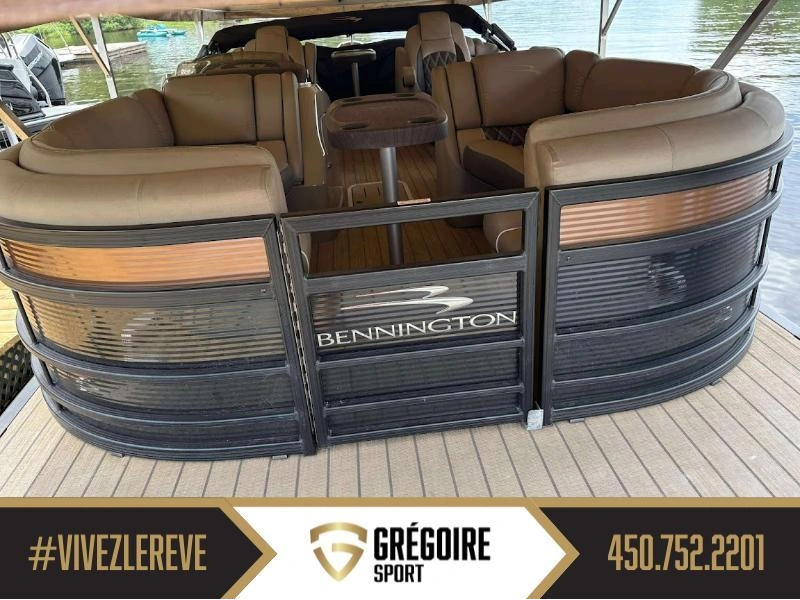 2019 Bennington Marine R23 Fastback alt
