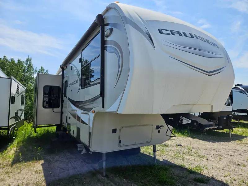 2016 Crossroads RV Cruiser 305RS