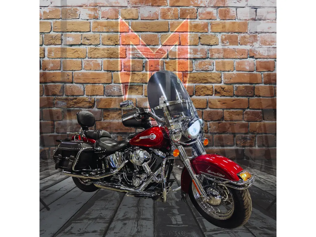 2004 Harley-Davidson HERITAGE SOFTAIL CLASSIC (FLSTC) - SAVE $1496 RABAIS