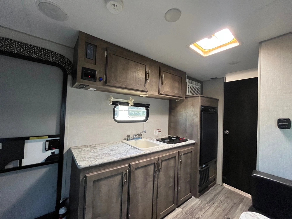 2020 Kz Sportsmen Classic Se 180 Bhse alt