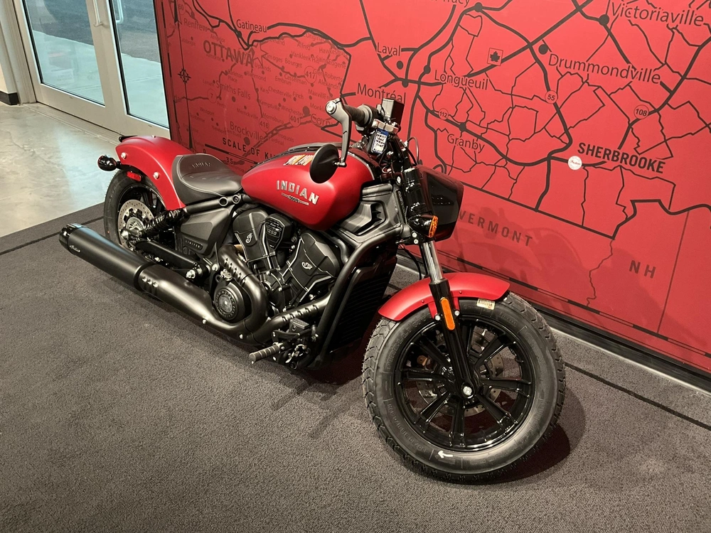 Indian Motorcycle Scout Bobber Limited With Technology Package 2025 alt