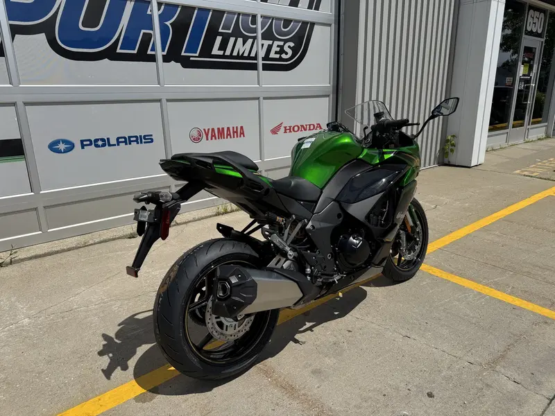 2025 Kawasaki NINJA 1100SX SE