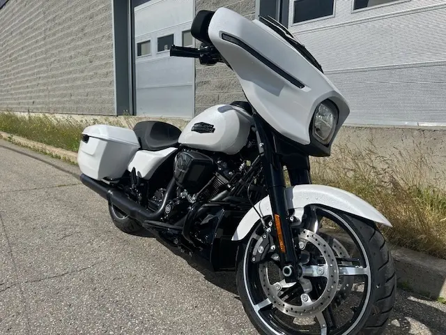 Harley-Davidson FLHX STREET GLIDEFLHX 2024