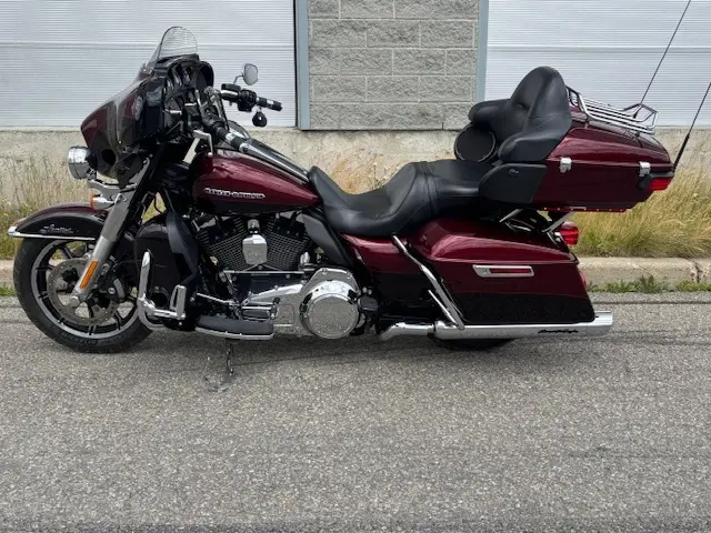 Harley-Davidson FLHTKL Ultra Limited LOWFLHTKL 2015