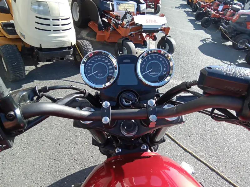 2024 Kawasaki Z650 RS