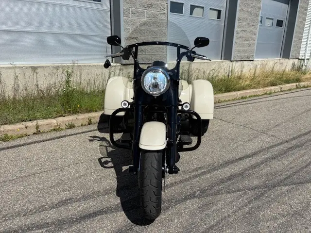 2023 Harley-Davidson FREEWHEELERFLRT