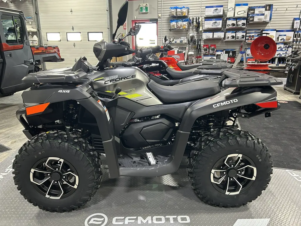 2025 CFMOTO CFORCE 600 TOURING