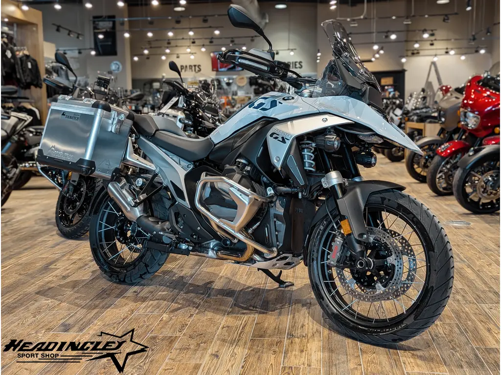 2024 BMW R 1300 GS // Light White