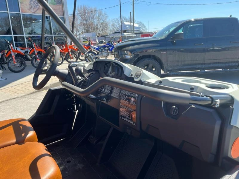2025 Yamaha Viking Se alt