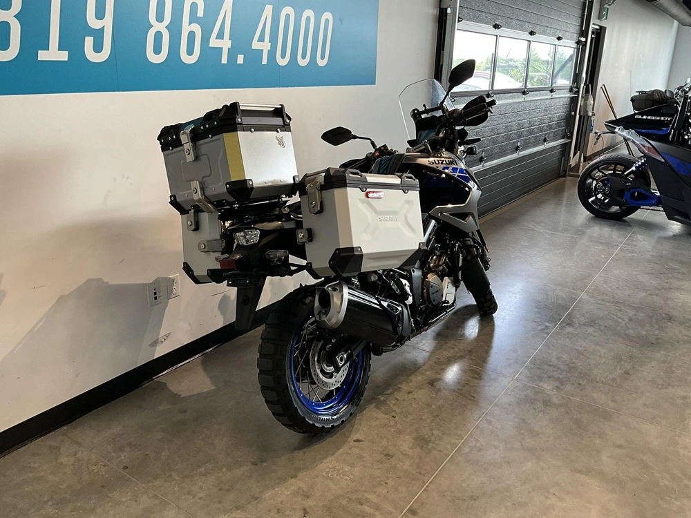 Suzuki V-strom 1050 Xt Adventure 2021 alt