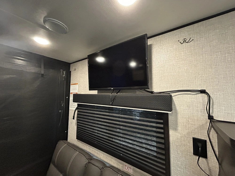 Jayco Jay Flight 236th 2022 alt