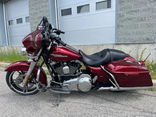 2016 Harley-Davidson FLHXS Street Glide Special FLHXS