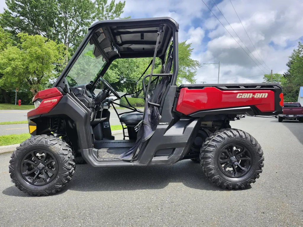 Can-Am DEFENDER HD10 XT 2016 - 🛻 Cabine fermée | moteur 1000cc | confort tout-terrain