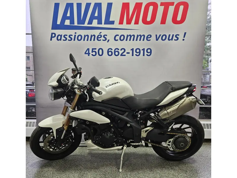 2013 Triumph SPEED TRIPLE 1050 thumbnail 3