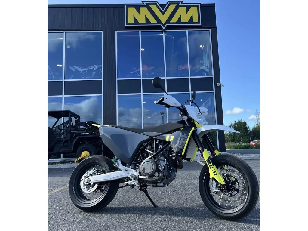 Husqvarna SUPERMOTO 701 2024