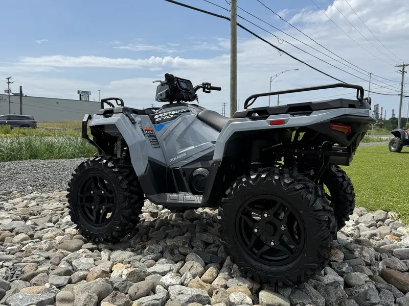2025 Polaris SPORTSMAN 570 PREMIUM *À partir de 1.99%