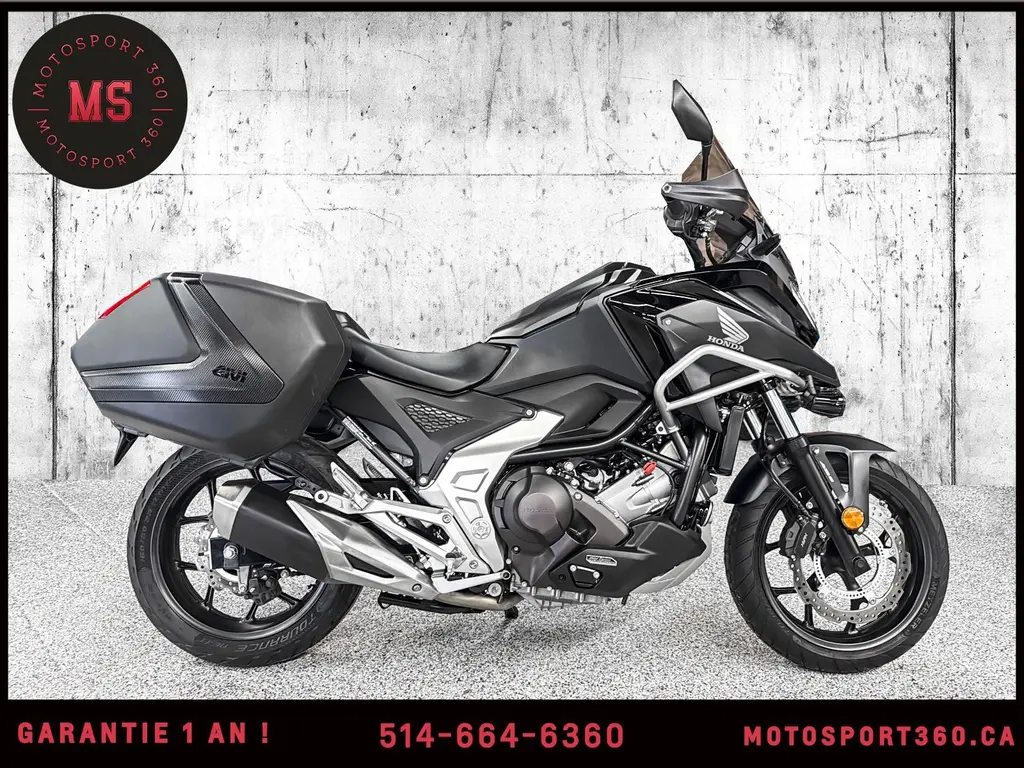 2023 Honda NC750 DCT AUTOMATIQUE + ENSEMBLE DE VALISE !