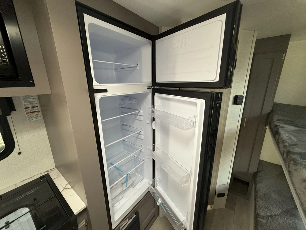 Kz-rv Sportsmen Classic 181bh 2025 alt